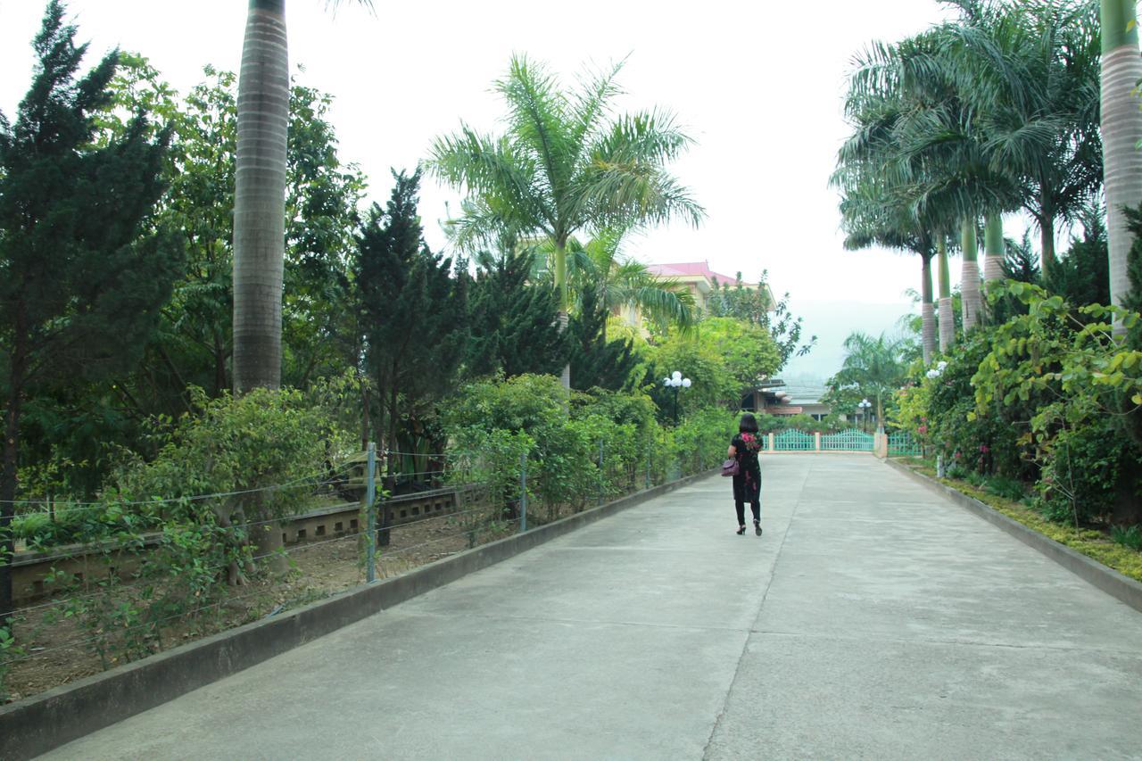 Khach San Linh Huong 호텔 Son La 외부 사진